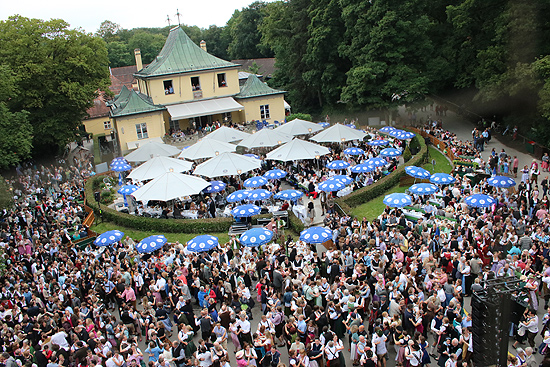 Voll war es 2016: Kocherball am Chinaturm (©Foto: Martin Schmitz)